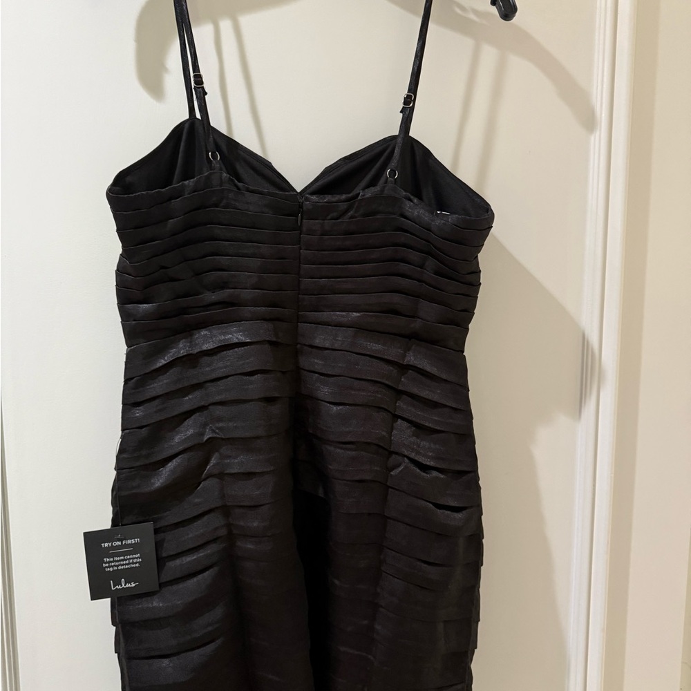 Lulus black short ruched satin  dress